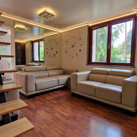 Villa Pilis Hills View Deluxe House With Pool & Ac Near Bp Pilisszentivan Exterior foto